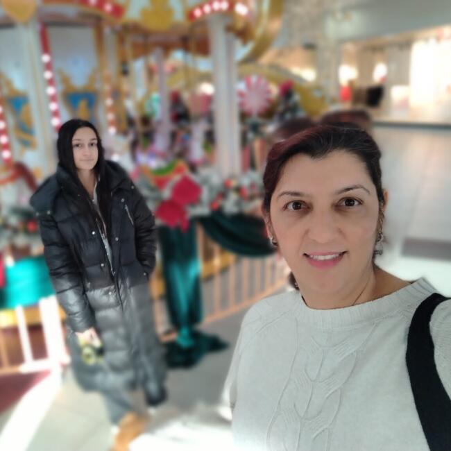 Bebisiterka u Surčin: Snezana