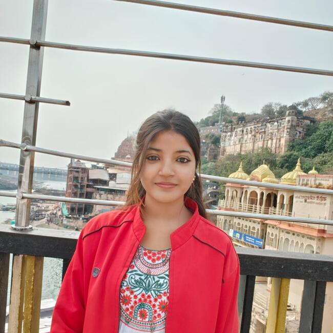 Babysitter in Indore: Padmini