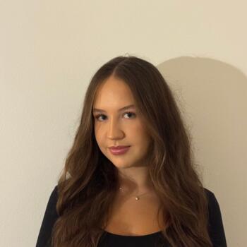 Babysitter in Hellerup: Lena