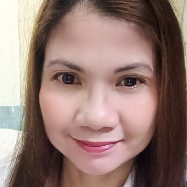 مربية أطفال في دبي: Joanna