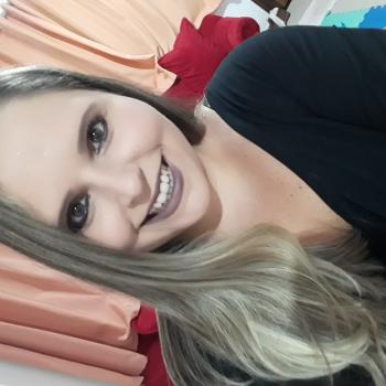 Emprego de babá em Guarapuava: emprego de babá Caroline
