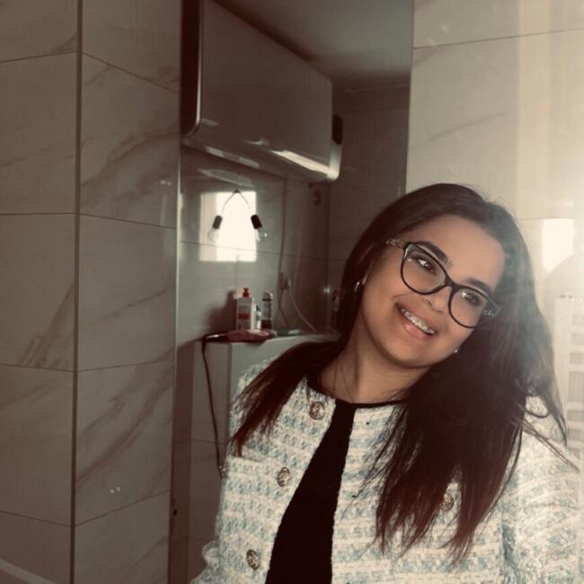 Babysitter in Ivanovac: Neda