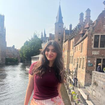 Babysitter in Brugge: Sama