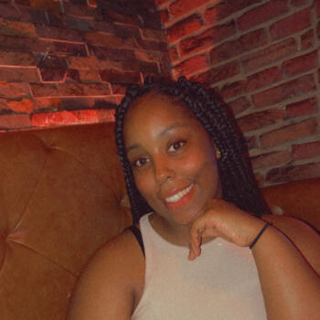 Babysitter in Vlaardingen: Mary-Clair