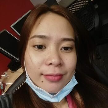 Babysitter Paranaque City: Yeonica