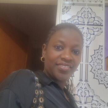 Baby-sitter Salé: Maimouna