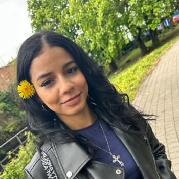 Babysitter in Claremorris: Leticia