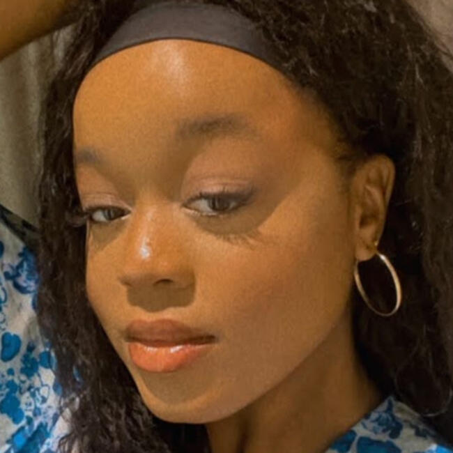 Babysitter in Brüssel: Acacia