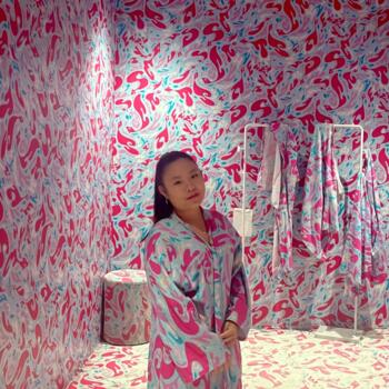 Babysitter in Antibes: Emilie