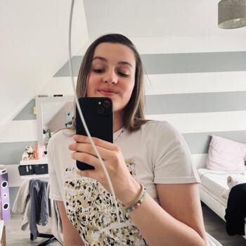 Baby-sitter Oissel-sur-Seine: Clara