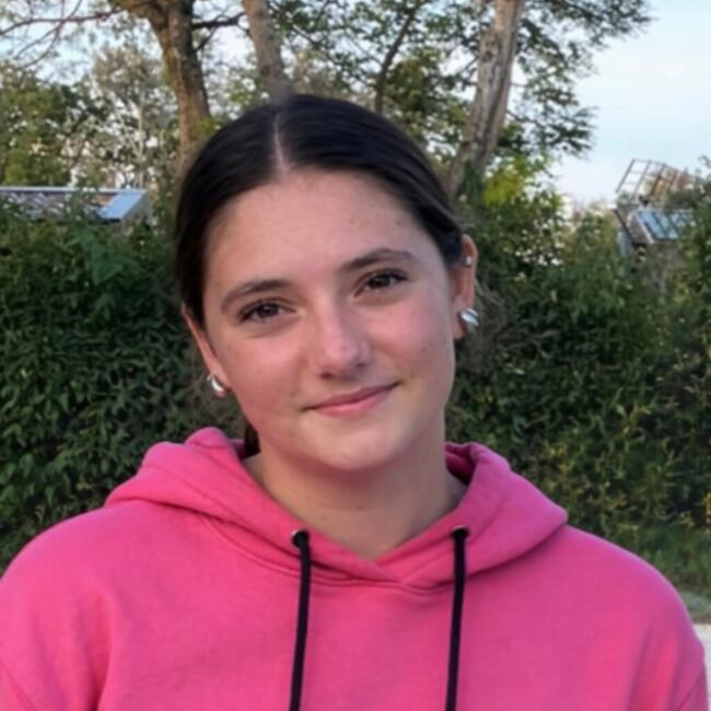 Babysitter in Roanne: Anouk