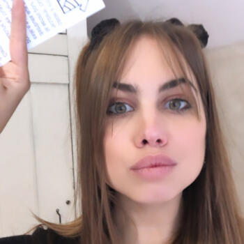 Babysitter in Nantes: Charlotte