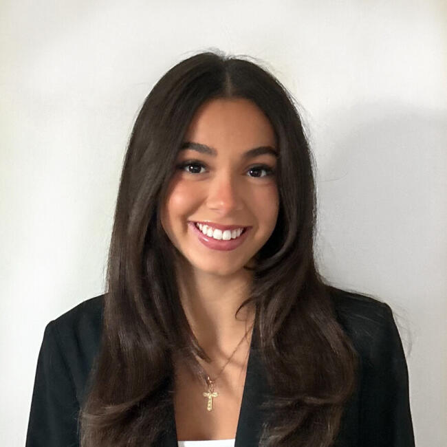 Babysitter in Etobicoke: Amelia