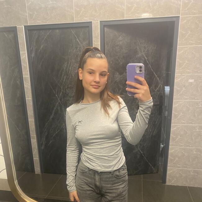 Job de garde d'enfants à Loudéac: Lazar