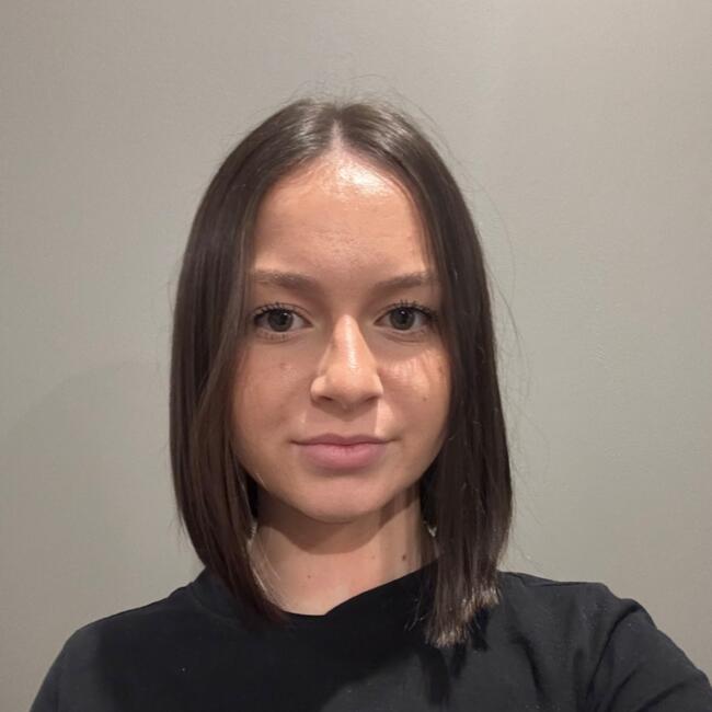 Babysitter in Angers: Lou