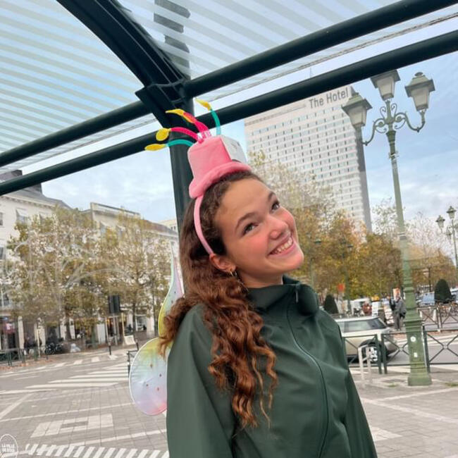 Niñera en Saint-Gilles: Alix