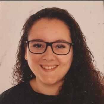 Baby-sitter in Móstoles: Lucía