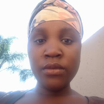 Babysitting job in Roodepoort: babysitting job Veronica