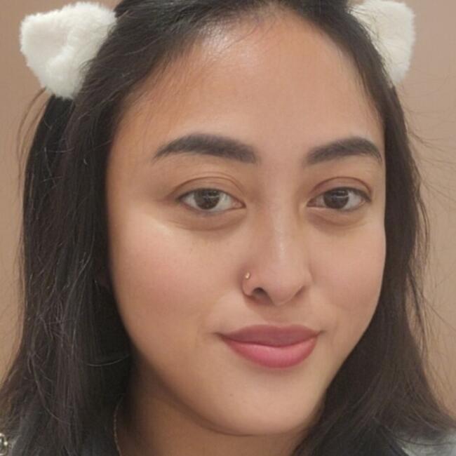 Babysitter in Dubai: Jane