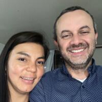 Angela y Carlos