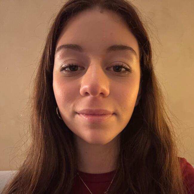 Babysitter in Bourg-Saint-Andéol: Rose