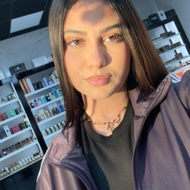 Babysitter in Miramas: Aya