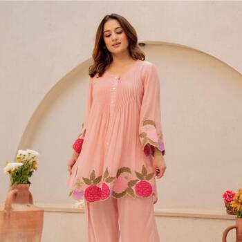 Babysitting job in Pimpri-Chinchwad: babysitting job Shashanki