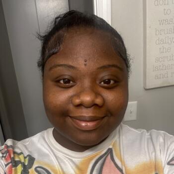 Babysitter in Orange Park: Shamiyah