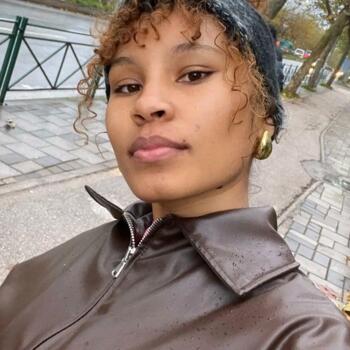 Babysitter Tirana: Alexinah