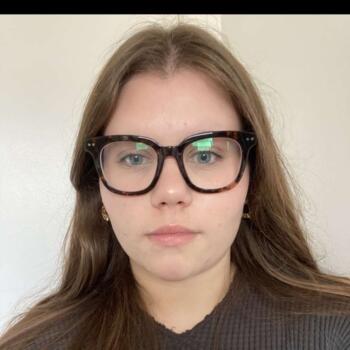 Babysitter in Sackville: Hannah