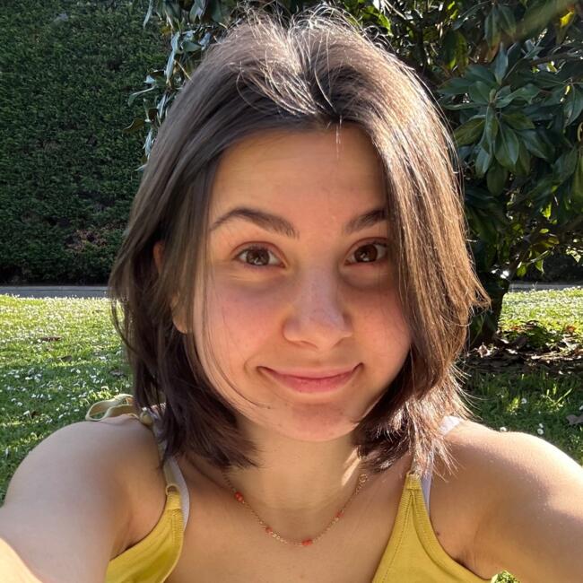 Babysitter in Faenza: Laura