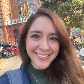 Babysitter in Alicante: Andrea juliana