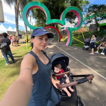 Emprego de babá em Curitiba: emprego de babá Hanna