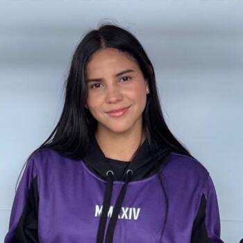 Niñera en Envigado: Isabella