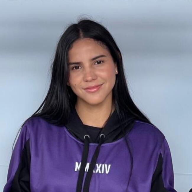 Niñera en Envigado: Isabella