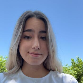 Babysitter in Lens: Marta