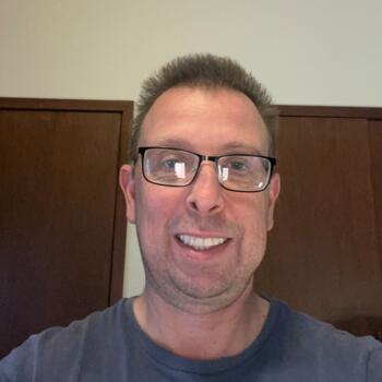 Babysitting job in Cairns: babysitting job James