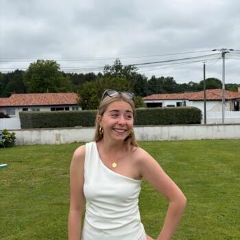 Babysitter in Anglet: Paloma