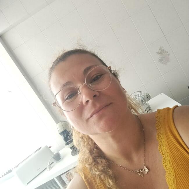 Babysitter em Beja: Elsa