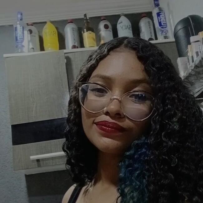 Babá em Silva Jardim: Franciele