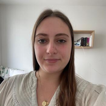 Babysitter in Bordeaux: Margaux