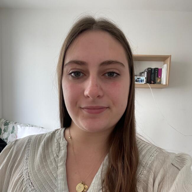 Babysitter in Bordeaux: Margaux