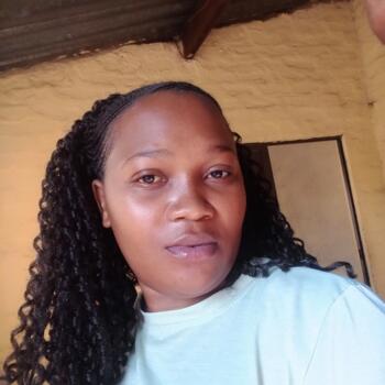 Babysitter Brakpan: Palesa