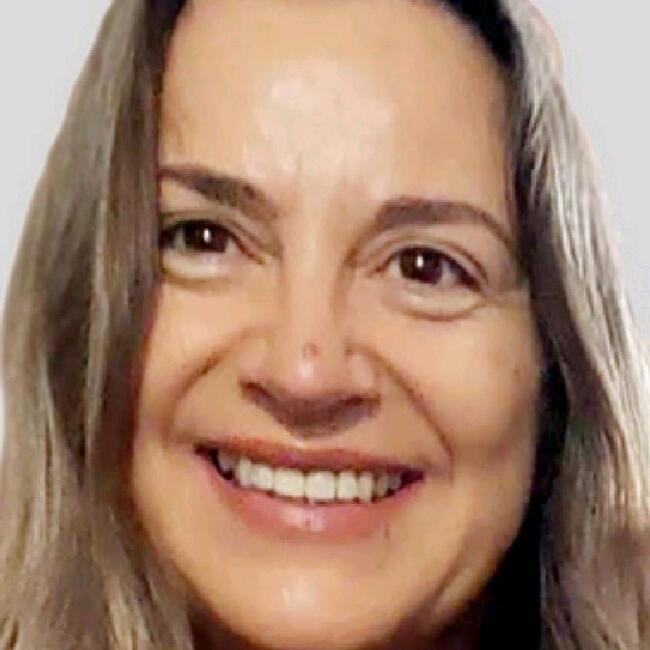 Babysitter em Cascais: ELISABETE