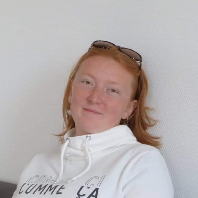 Babysitter in Tournai: Perrine