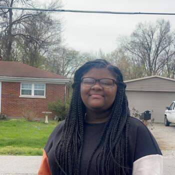 Babysitter in Louisville: Christiana