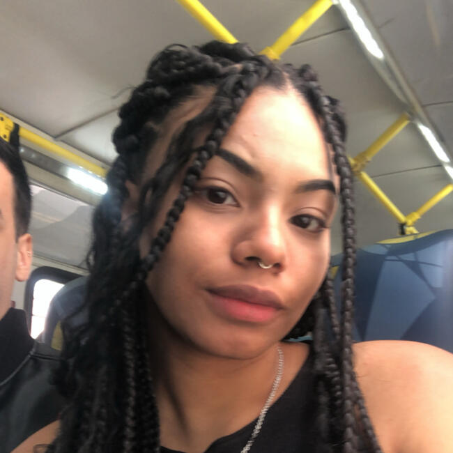 Babysitter in São João de Meriti: Camila