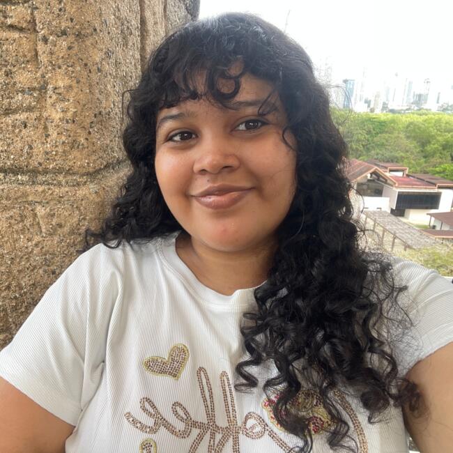 Niñera en La Cola de San Pablo Viejo: Madeline