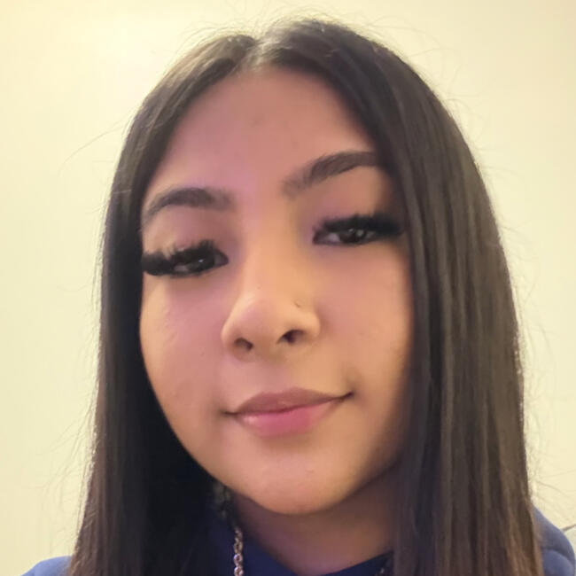 Nanny in Bakersfield: Alize