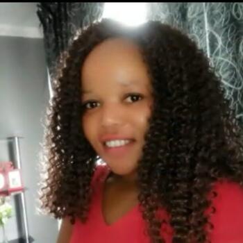 Babysitter Adams College: Phakamile Angel